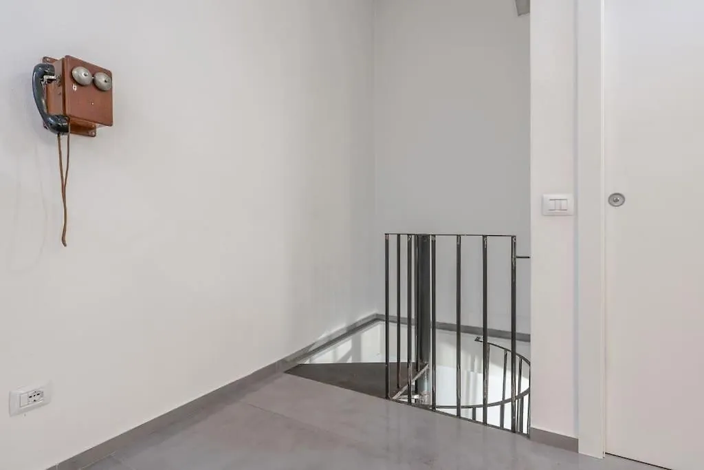 Loft Sui Navigli Apartamento Milão