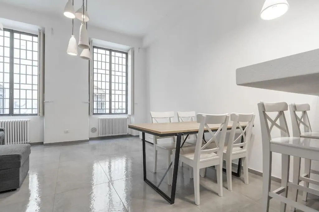 Loft Sui Navigli Apartamento Milão Itália